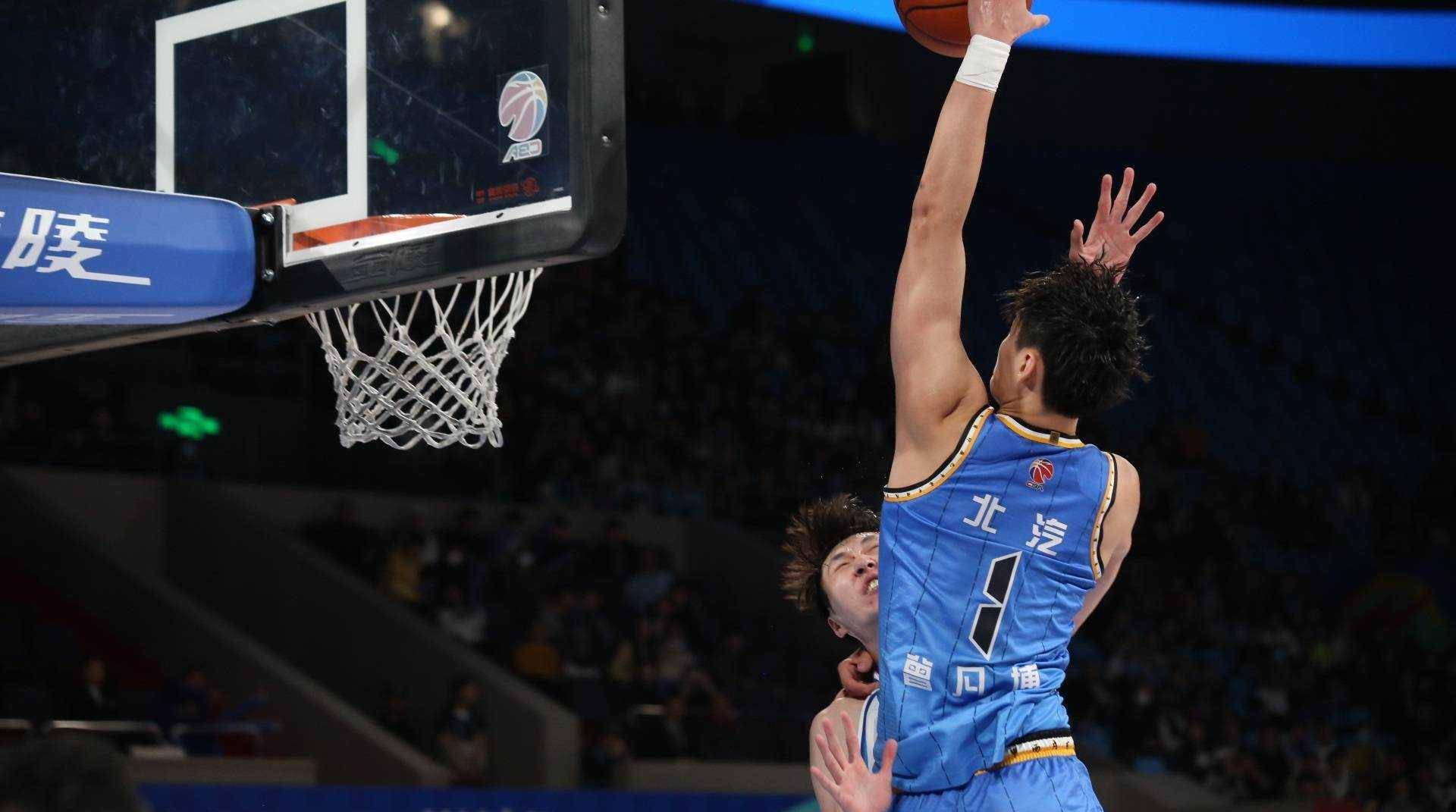 包含北京队取得胜利，锁定季后赛资格的词条