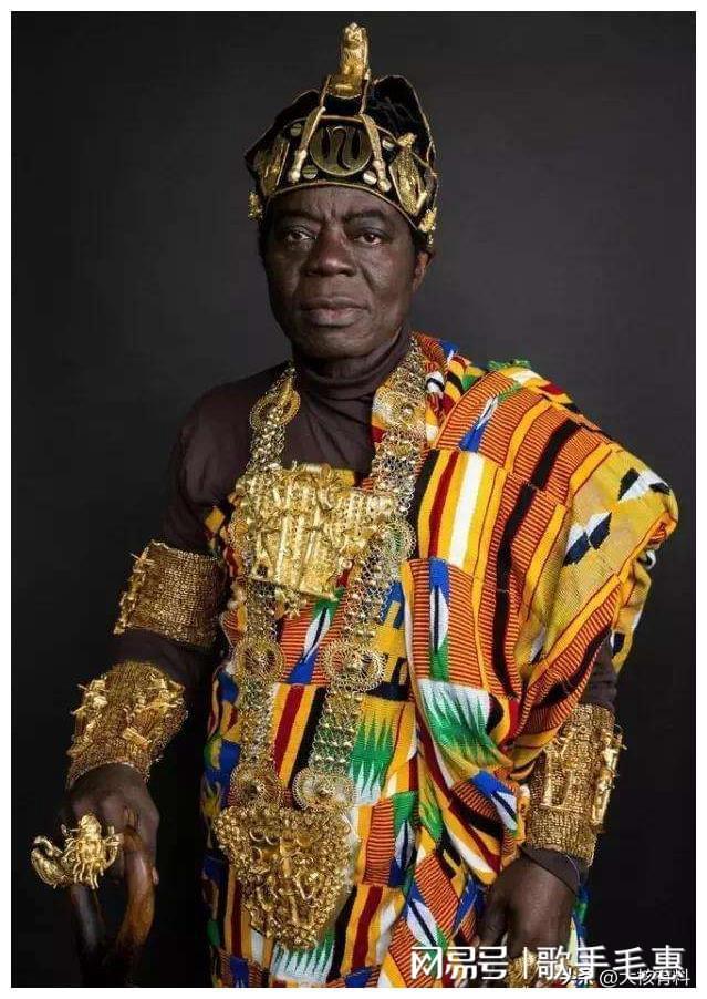 非洲足坛传奇崭露头角，球员技术越发高超(非洲足球历史最佳阵容)